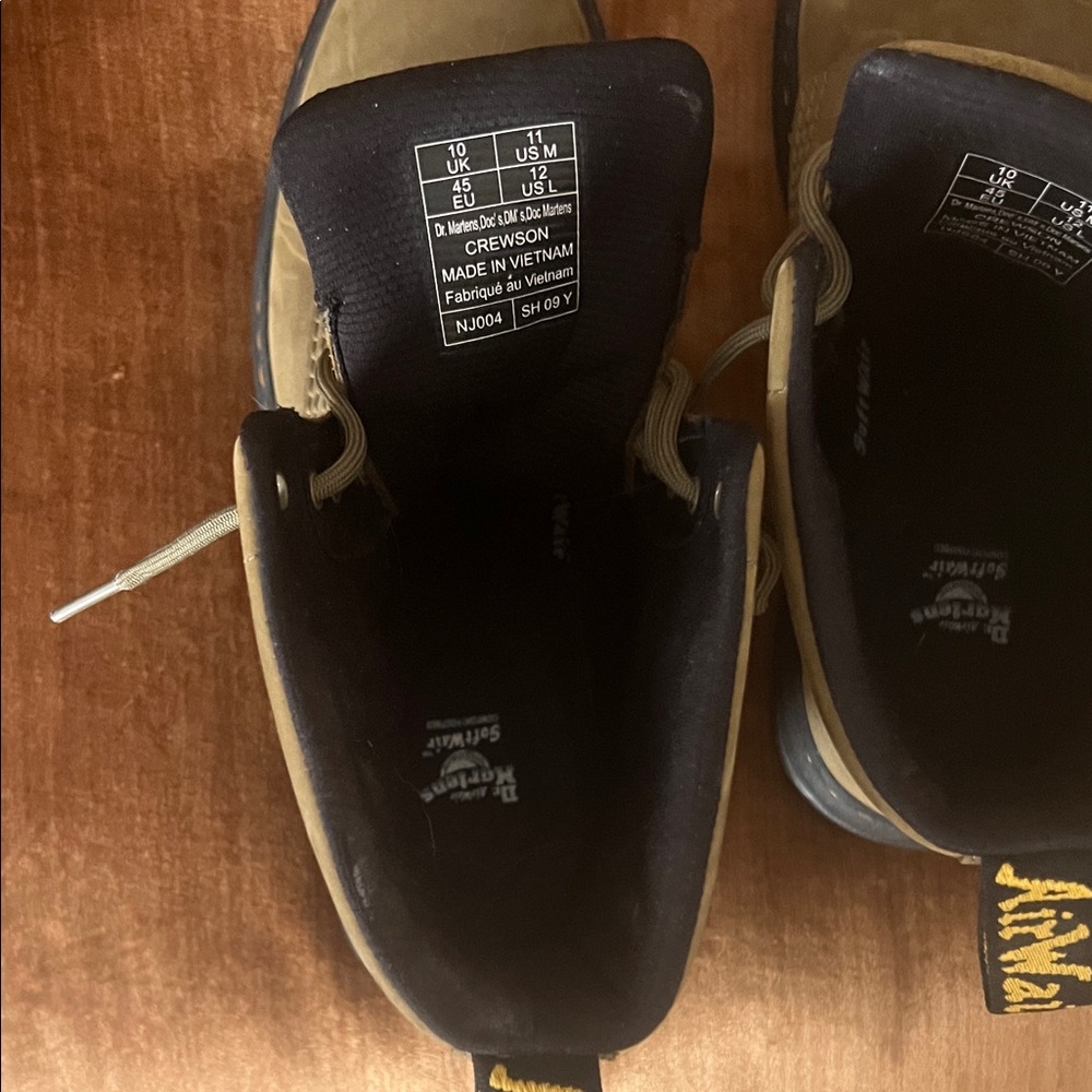 Dr. Martens “Crewson” Olive Lace-Up Boots - Picture 6 of 6